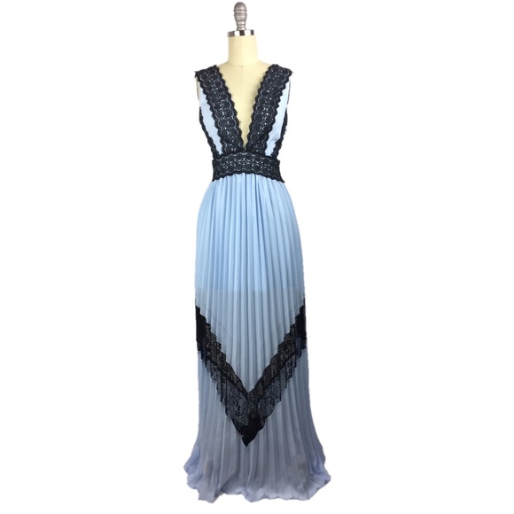 True Decadence Dresses & Skirts - True Decadence Dress 2 Sleeveless Evening V Neck